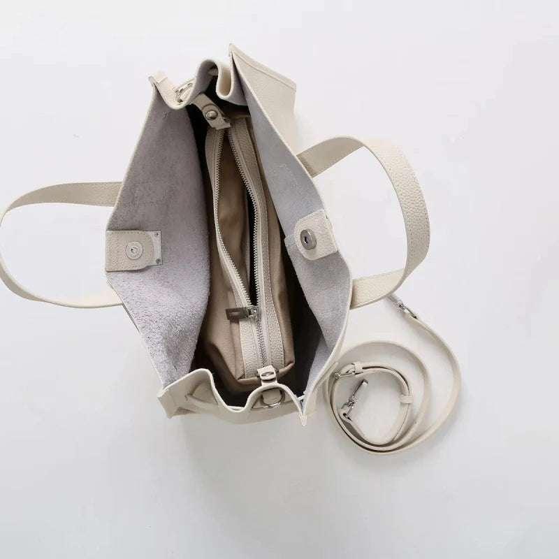 Torebka damska – Klasyczny design i eleganckie wykończenie